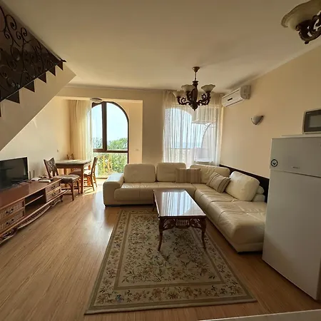 Chateau Del Marina Penthouses Appartement