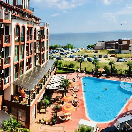 Chateau Del Marina Penthouses * Nessebar