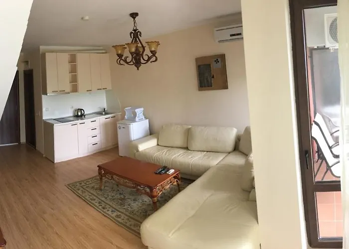 Chateau Del Marina Penthouses Διαμέρισμα